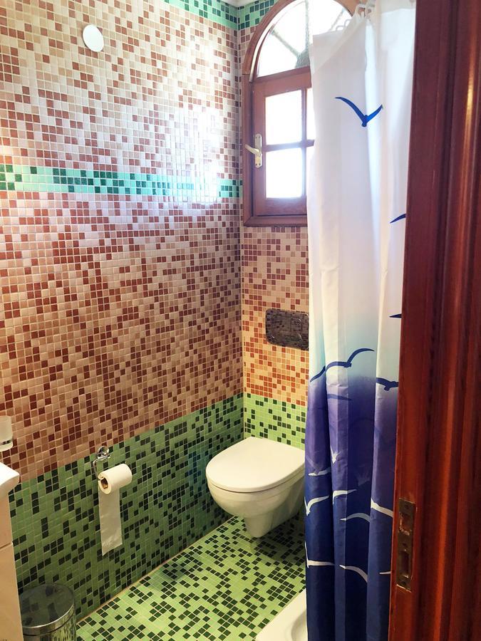 Regina Hotel Vasilatika  Ngoại thất bức ảnh